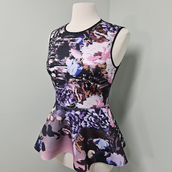 Clover Canyon Revolve Poetic Petals Peplum Top Neoprene Sleeveless Size Large - Picture 3 of 8